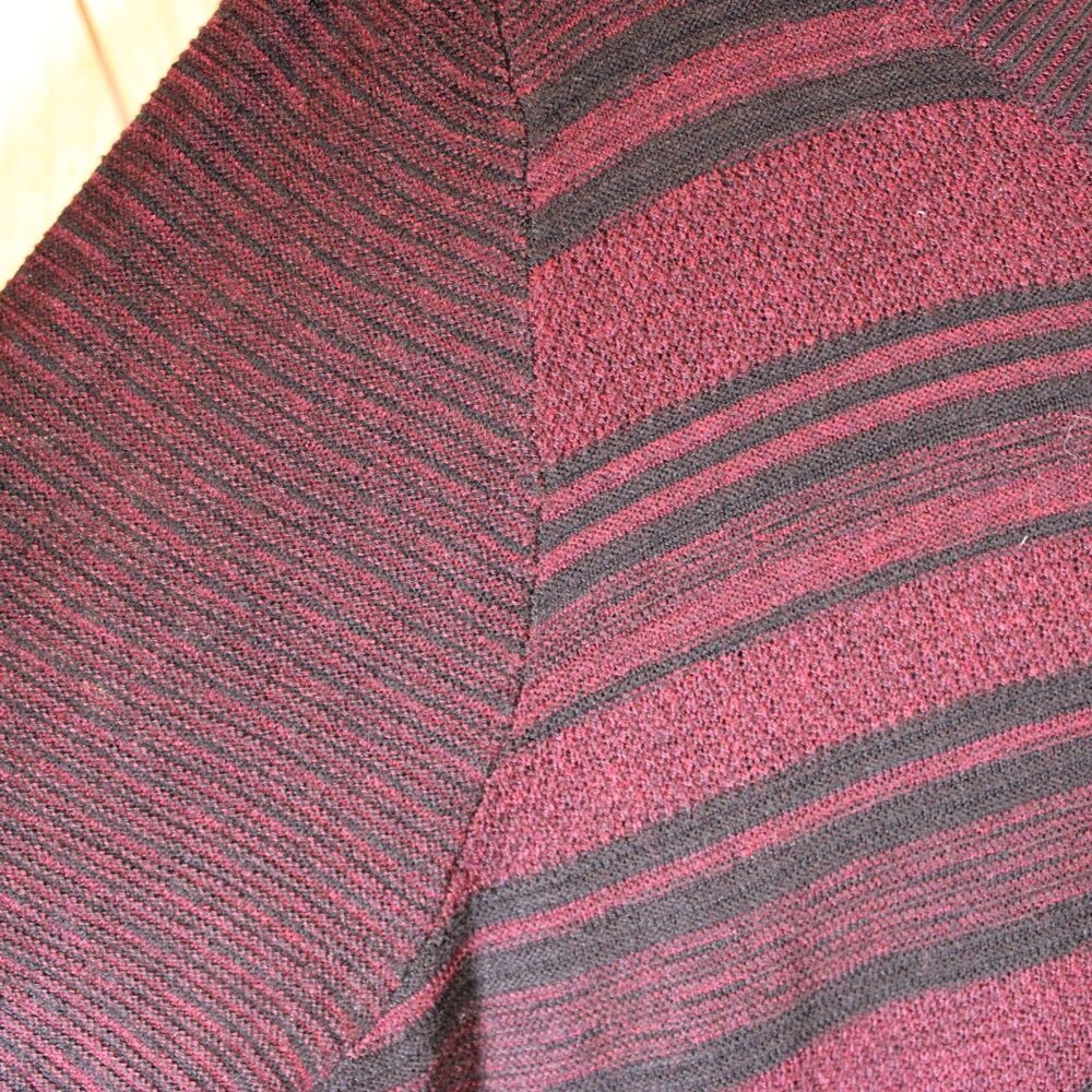 Apt. 9 Asymmetrical Pullover Sweater Size L - Picture 9 of 9